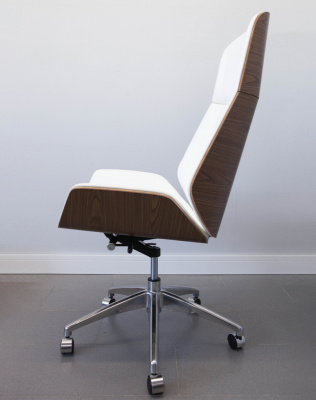 Кресло из натуральной кожи, каркас дерево арт. FX-BC06 - купить в Кемерово. Цена 34 820.52 руб.