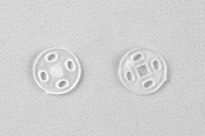 Кнопки пришивные пластиковые 10 мм, блистер 24шт, цв.-прозрачные - купить в Кемерово. Цена: 48.41 руб.